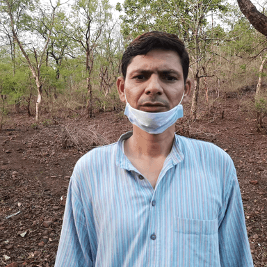 बकस्वाहा के जंहाल बचाने रक्षा सूत्र बाँधे उपवास सत्याग्रह व पौधरोपण किया गया। #savebaxwahaforest