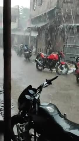 कुमारखंड: रामनगर बाजार मे भारी बारिस से#biharfightscorona