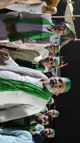 किसान क्रांन्ति गेट गाजीपुर पर भारतीय किसान यूनियन के राष्ट्रीय प्रवक्ता राकेश टिकैत
#किसान_एकता
@rakeshtikait