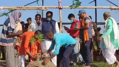 जिनकी #प्रेरणा मात्र से आज भारत की एकता और अखंडता बरक़रार है, ऐसे महान आत्मा डॉ श्यामा प्रसाद मुखर्जी के #बलिदान_दिवस पर