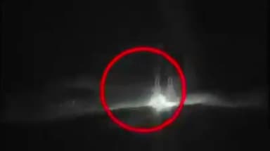 नागमणि पर कुंडली मारे बैठे सर्प का वीडियो हुआ वायरल 
#SnakeVideo #MathuraBreaking #GovardhanVirul#