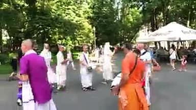 अब विदेशों में भी हरे रामा हरे कृष्णा का गूंज सुनाई देने लगा।
#ilovemyindia