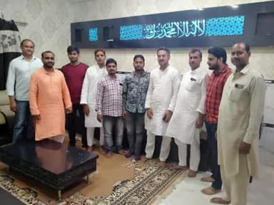 #आदर्श_नगर_पंचायत_अदरी के चेयर मैन प्रतिनिधि जनाब Intekhab Alam साहब के #दौलत खाने पर #AIMIM मऊ टीम की शिष्टाचार मुलाकात