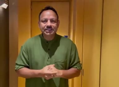 जिला पंचायत अध्यक्ष चुनाव को लेकर क्या कहा सपा प्रवक्ता ने सुनिये
#newsofindia
#patrakarnews
