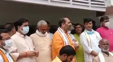 _मंत्री_उपेंद्र तिवारी ने पूर्व मंत्री अम्बिका चौधरी पर की अभद्र टिप्पणी-
#newsofindia