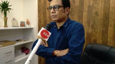 रग - रग में गद्दारी तेरी
क्यों नफरत हिंदुस्तान से
हाफिज को अब्बू मान रहे
और दादा पाकिस्तान को
#दरभंगा_ब्लास्ट