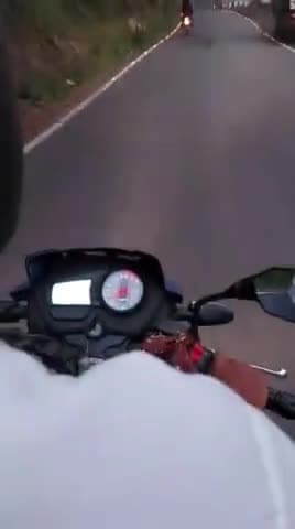 उत्तराखंड की वादियों का सुहाना मौसम।।
#bikeride और मौसम का आनन्द आप भी लें।।