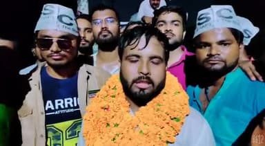 #रोजगार_गारंटी_पदयात्रा आज 9 वें दिन देर शाम तक लखनऊ के कैंट क्षेत्र में पहुँच चुकी हैं।
कल समापन का दिन है -अपील🙏