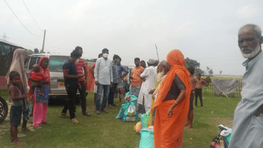 AIF gave ration kits to 35 families at #Amour and #Baisa blocks who were displaced by River Kankai