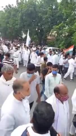आज #जयपुर #सिविल_लाइन पर मोदी सरकार के जासूसी काण्ड में न्यायिक जाँच की मांग हेतू विरोध प्रदर्शन किया!
@mankeshmeena3927