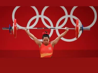 @mirabai_chanu What a start . India is proud of you.
#mirabaichanu #tokyoolympics #tokyo #india #indian@