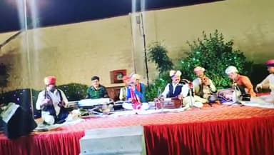 बाड़मेर: My Group Live performance
Fakira kheta And Group Bishala Rajasthan @fakirakhan @jakirkhan047
#folk #rajasthani#