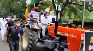 मेरे आदरणीय श्री @rahulgandhi जी ❤️🙏 #RahulGandhiWithFarmers #FarmersParliament