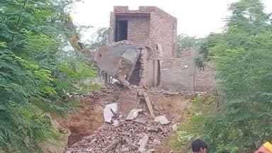 फरीदाबाद: Khori Gaon Me Bahut Sare Ghar Tod Diya Gaya Pachane ka Ummid Ab Nahi Hai #KhoriGaon#Faridabad#News