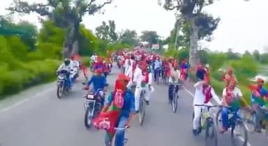 यूपी का ये जनादेश
आ रहे हैं अखिलेश
#समाजवादी_साइकिल_यात्रा
#shivanshu_yaduvanshi
@samajwadiparty__