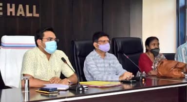 चंदनकियारी: कोविड-19 एवं राष्ट्रीय ग्रामीण स्वास्थ्य मिशन के तहत किए जा रहे कार्यों का समीक्षा किया। ...
#starnews18