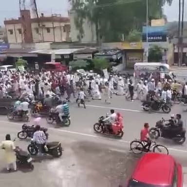 #भाजपा_गद्दी_छोड़ो #आंदोलन में हज़ारों से #कांग्रेसी सामिल हुए
उत्तर प्रदेश में कांग्रेस सरकार
#ajay_kumar_Lallu