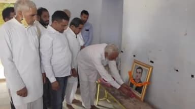 #श्रीडूंगरगढ़़ में आयोजित कार्यक्रम में नोखा के पूर्व प्रधान स्व. जेठाराम डूडी जी को अर्पित की पुष्पांजलि #MLASdgh