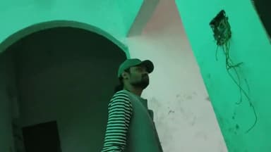 आज अशोक नगर कोलुआ रोड बालाजी धाम कालोनी में निकलाret snake #snakerescuer #snakevideo #Badboy 
हिमांशु जैन-7049454940