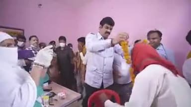 यदि आपने वैक्सीन नहीं लगवाई है तो पास के कोविड टीकाकरण केंद्र जाकर वैक्सीन अवश्य लगवाएं, 
वैक्सीन का यह डोज जिंदगी का डोज है ।
 #mpvaccinationmahaabhiyan2