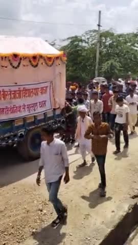 किशनगढ़: तेजाजी विशाल पदयात्रा तिलोनिया से सुरसुरा धाम वीर तेजाजी की जय हो #ajmer #tiloniya #kishangarh