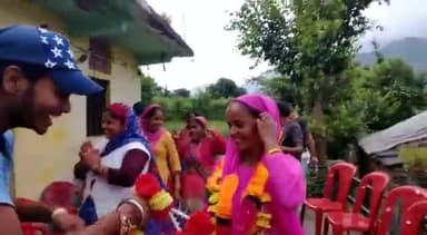 बसुकेदार: आज ग्राम सभा बीरों देवल में महिला मंगल दल कोषाध्यक्ष के पद पर श्रीमती माया देवी को नियुक्त किया गया... 🙏🙏#pahad #news