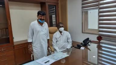मध्य प्रदेश शासन के लोक स्वास्थ्य एवं परिवार कल्याण मंत्री माननीय श्री प्रभु राम चौधरी जी से मंत्रालय में भेंट की #विदिशा #जिलाअध्यक्ष #विशालघेंघाट अ.भ.स.क.क.सं.(ट्रेड यूनियन)
