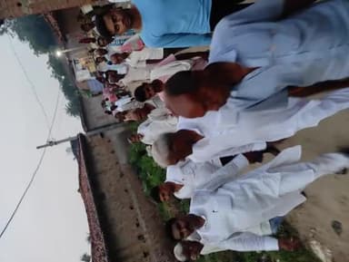 जिला परिषद क्षेत्र संख्या 8 में जनसंपर्क करते हुए।
प्रत्याशी: #सहजादी_खातून, पति तजम्मुल खान साहेब।
#Rafiganj #Aurangabad #Bihar #adminpost