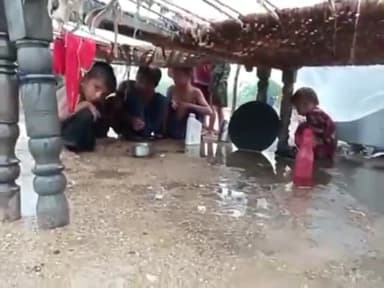 दुनिया से शिकायत तो बहुत थी मगर इस दृश्य ने मुझे #मोन कर दिया। #हे_भगवान