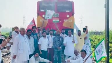 सांपला: #bharat_band #farmers_protest
भारत बंद के चलते शाम 4 बजे तक सब बन्द।
