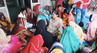 क्षेत्र में माताओं और बहनों से मुलाकात, महिला सशक्तिकरण की ओर अग्रसर।
364 बदलापुर विधानसभा
#jaunpur_ki_beti #बदलापुर