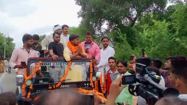 पीरो: गोलू राजा के भाई रवि रंजन मुखिया के पद से कल निमेनेसँ किये पिरो चकिया पंचायत से#पिरो भोजपुर@गोलू राजा