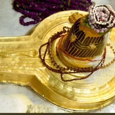 आज दिनाँक 04-10-2021 को श्री काशी विश्वनाथ मंदिर के दोपहर भोग आरती के दर्शन।
#ShriKashiVishwanath #Shiv #Mahadev