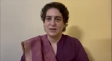 लखीमपुर खीरी में किसानों को कुचलने के बाद अपनी थार से कूदकर भागते भाजपाई नेता और मोदी सरकार के #गृह_राज्यमंत्री के बेटे.