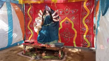 बिकौरा मे गौड बाबा के पास माता के दरवार मे हुआ कन्या भोज का आयोजन
#जय_माता_की