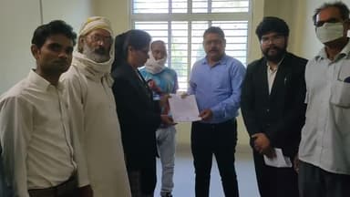 भिंड नगर: लखीमपुर खीरी मे किसानो की हत्या,संयुक्त किसान मोर्चा की ओर से दिया ज्ञापन कलेक्टर केनाम ज्ञापन #bhindbreakingnews