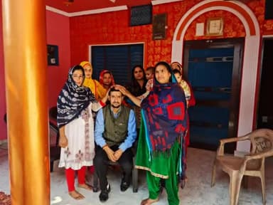 हमारी भारतीय संस्कृति में सबसे पहले अपनी बहने और माताओं से आशीर्वाद लिया जाता है ।।।
#प्रदेश_उपाध्यक्ष_आम_आदमी_पार्टी_यूथ_विंग #हिमांशु_पुंडीर_अध्यक्ष_अपना_रोटी_बैंक
#धर्मपुर_विधानसभा #himanshupundir #धर्मपुर #arvindkejriwal