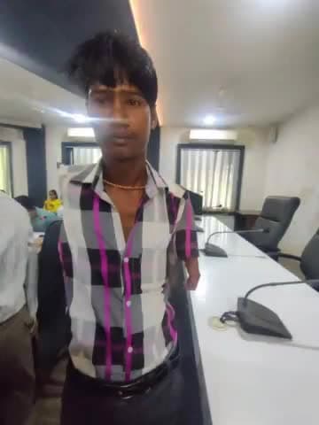 नटेरन: दिव्यांग छात्र उपस्थिति में फीस किल्ली लगाई जनसुनवाई में #अर्जी