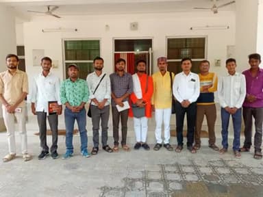 #ABVP_महोबा जिले की #जिला_समिति एवं #समीक्षा_बैठक चरखारी नगर के सर्किट हाउस में संपन्न हुई हुई जिसमे आगामी कार्यक्रमों की योजना बनाई गई अखिल भारतीय विद्यार्थी परिषद महोबा