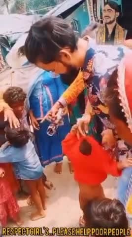 poor people😭 but very rich by heart ❤️🤴 Respect girls.. please help poor people. #apsgurjar #sad #sayeri #poorlife