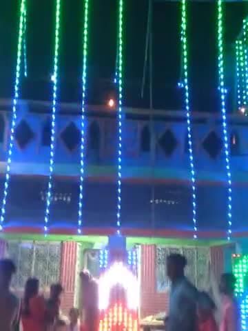 जंदाहा: दीपावली की सजावट से जगमगा उठा है पूरा गाँव करनौती शिव हरि टेंट हाउस and light house #karnauti #mahnar #jandaha@
