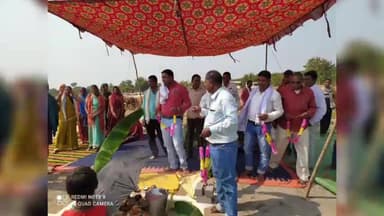 शक्ति विधानसभा के ग्राम सुंदरेली में गांव के रीति रिवाज के साथ मनाया गया गोवर्धन पूजा
#Govardhanpuja
#SaktiVidhansabha