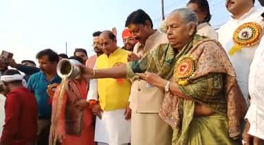 पनकी नहर में छट पर्व पर उमड़ा भीड़।
@छट पर्व #छट पर्व