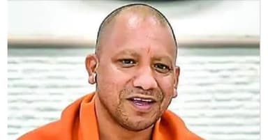 यूपी मे डायल 515पर एंबुलेंस मे दो सहकर्मी होगे जो गायो की देख लेख लिए अगले महिने से सेवा शुरू हो जायेगी।#गऊ#माता#जय हो।