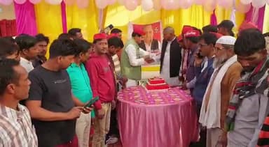 पूर्व रक्षा मंत्री एवं पूर्व मुख्यमंत्री समाजवादी पार्टी के संरक्षक नेताजी #मुलायम_सिंह_यादव_जी के 82 वें जन्मदिन के अवस