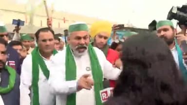 किसने किसके साथ क्या बत्तमीज़ी की आप ही तय करें#viralvideo देख तय करें #Rakesh Tikait #rbharat