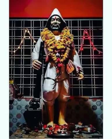 महान क्रांतिकारी योद्धा, जल, जंगल, जमीन की लड़ाई के क्रांतिवीर #टंट्या_भील जी के शहादत दिवस पर उन्हें कोटि कोटि नमन।।