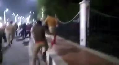 #69000 शिक्षक भर्ती पर लाठियां बरसाती पुलिस कर्मी