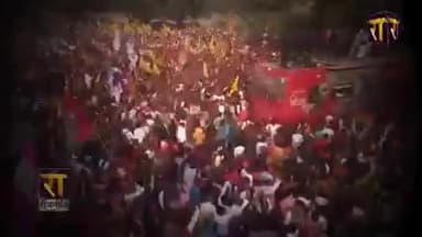 जौनपुर - #लाल_टोपी का रेला मतलब #भाजपा का #खदेड़ा !
गंगा मैया ने खुद अपने असली भक्तों की लाशें प्रत्यक्ष देखी हैं, लाशों से कफन चोरी होते भी देखे हैं ! गंगा मइया ने अपने असली भक्तों के साथ न्याय करने की ठान ली है....