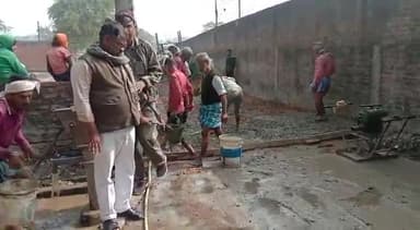 घोसी: ###जमालपुर बंजारा टोला में आर सी सी रोड का निर्माण*
पब्लिक पॉवर समाचार पत्र इस्माईल खान#